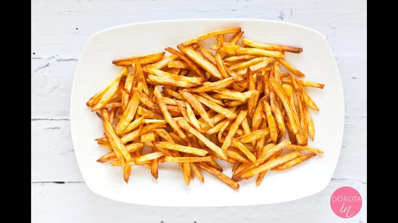 Smażenie frytek pod przykryciem? Odkryj błąd i sekret chrupkości