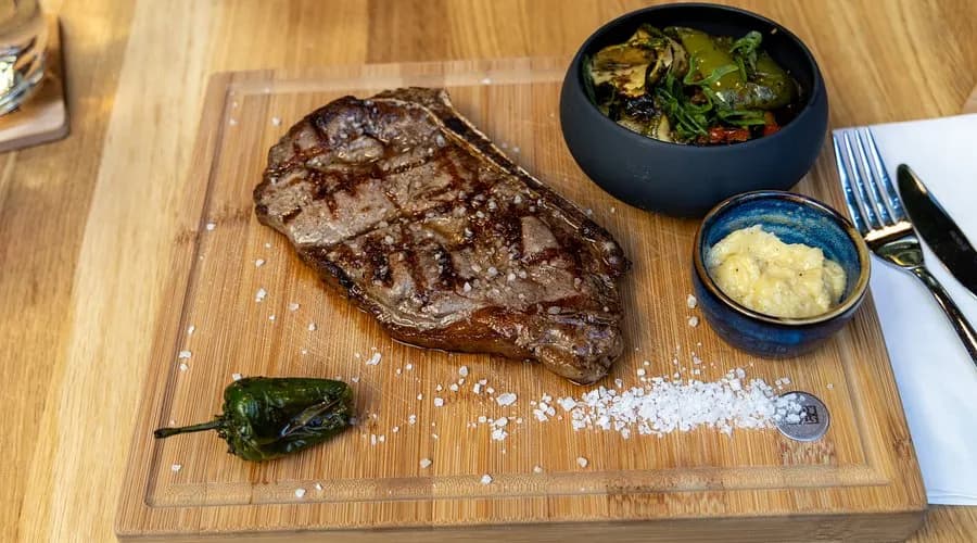 Butcher Grill Kraków: Opinie o stekach, burgerach i cenach czy warto?